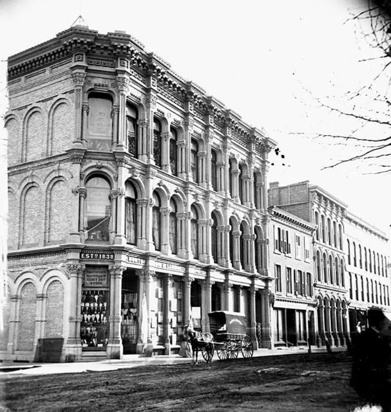 1892 Ross Building at Sparks and Metcalfe Street, Ottawa, ca. 1892, destroyed by fire and demolished in 1960.